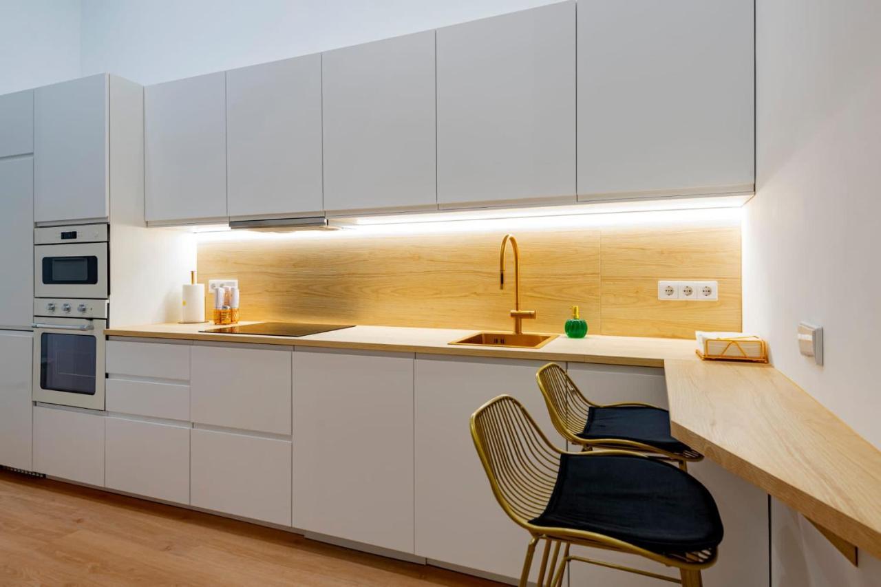 Smart Apartment Near Puerta Del Sol Madrid Exterior photo
